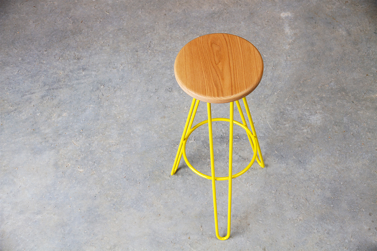 hairpin leg bar stool with yellow legs