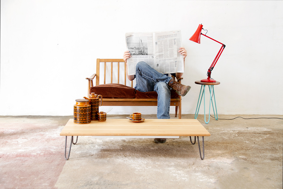 lounge scene with hairpin leg coffee table and side table